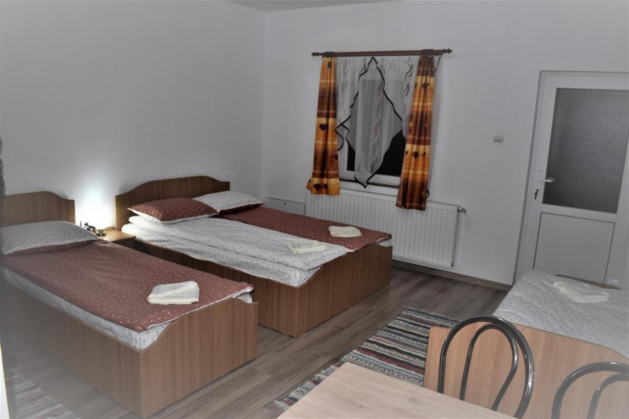 Kacso Apartma Ocna de Sus Экстерьер фото